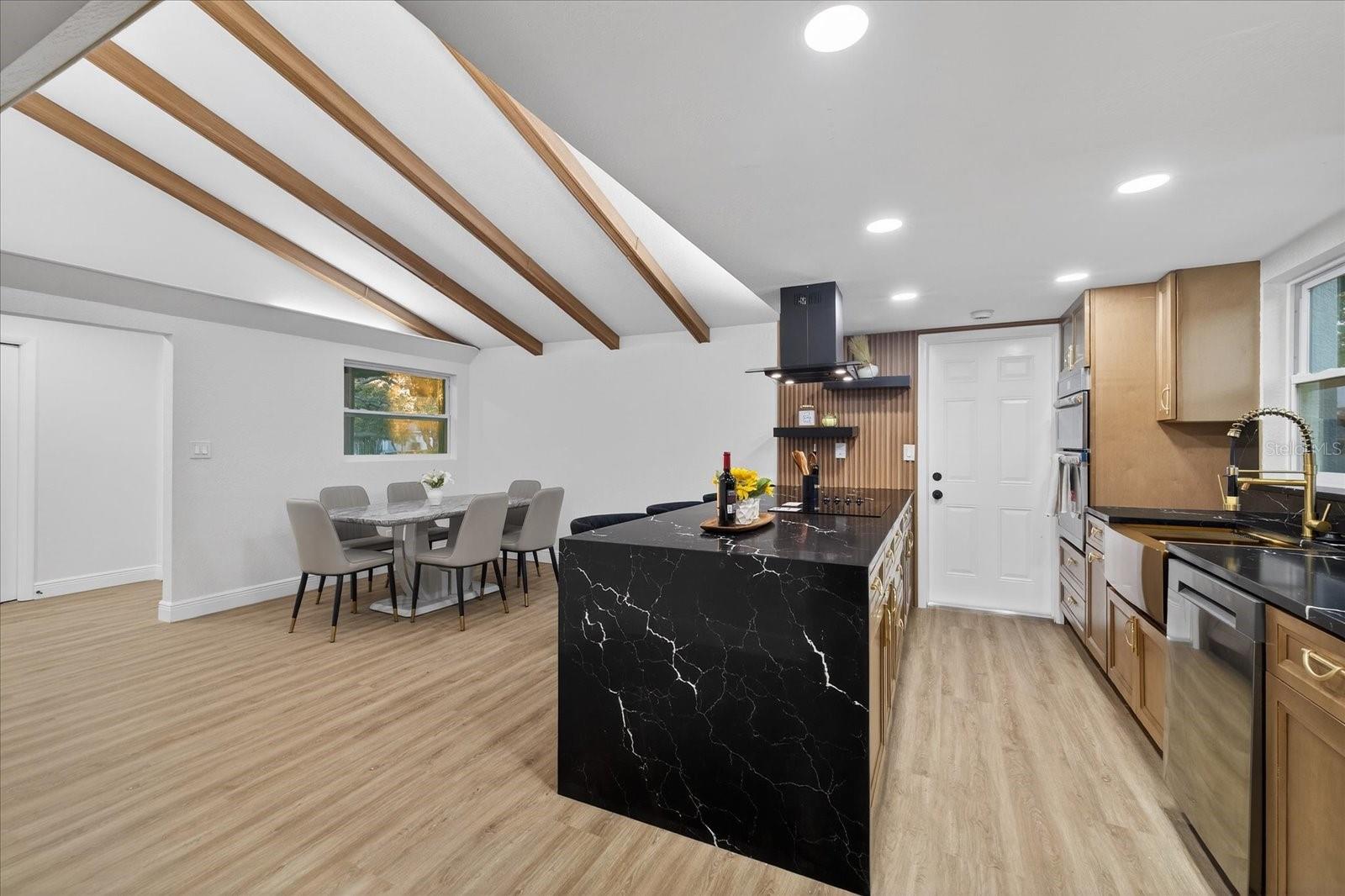 Image 14 of 45 For 5819 Tampa Shores Boulevard