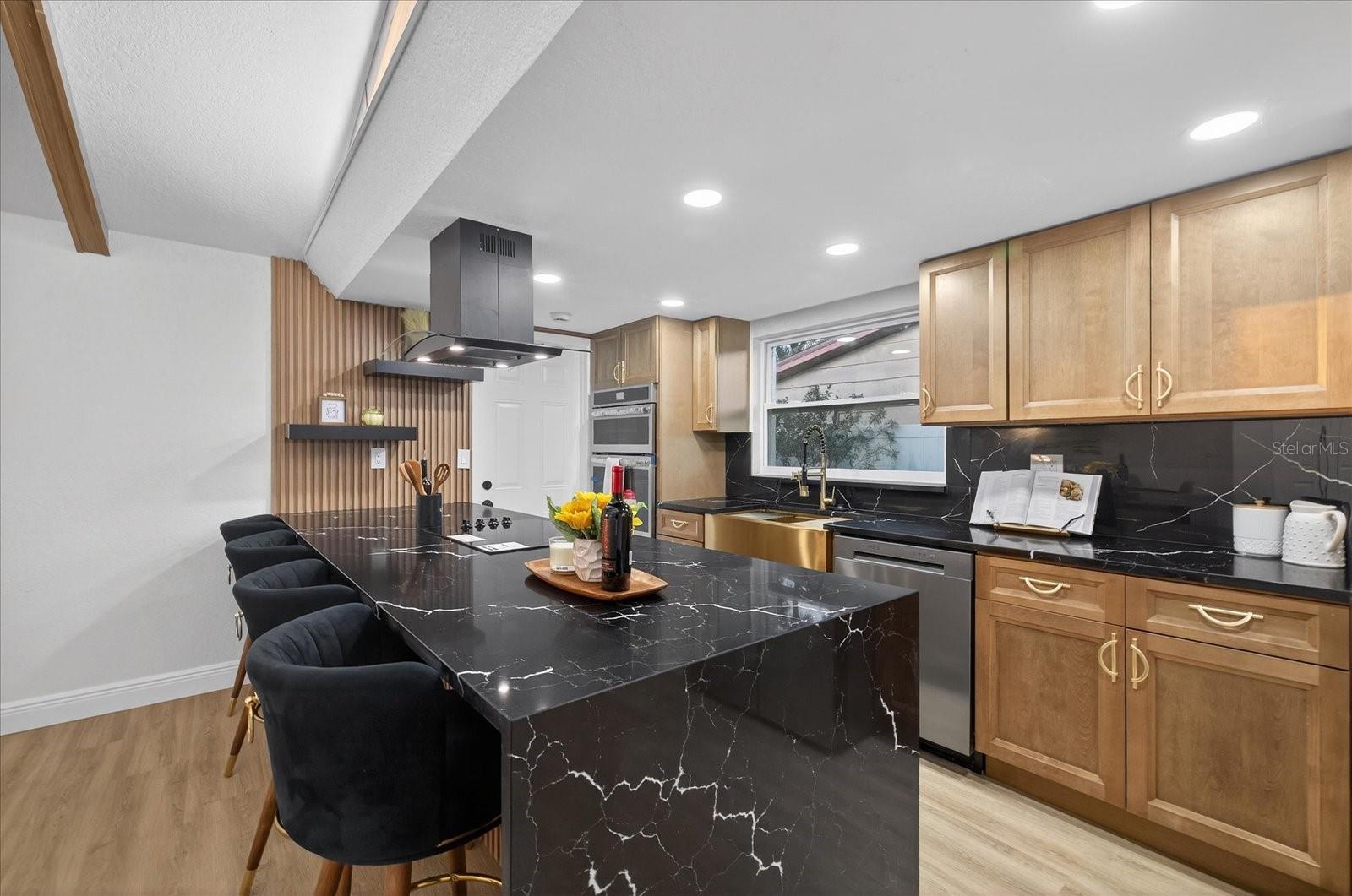 Image 17 of 45 For 5819 Tampa Shores Boulevard