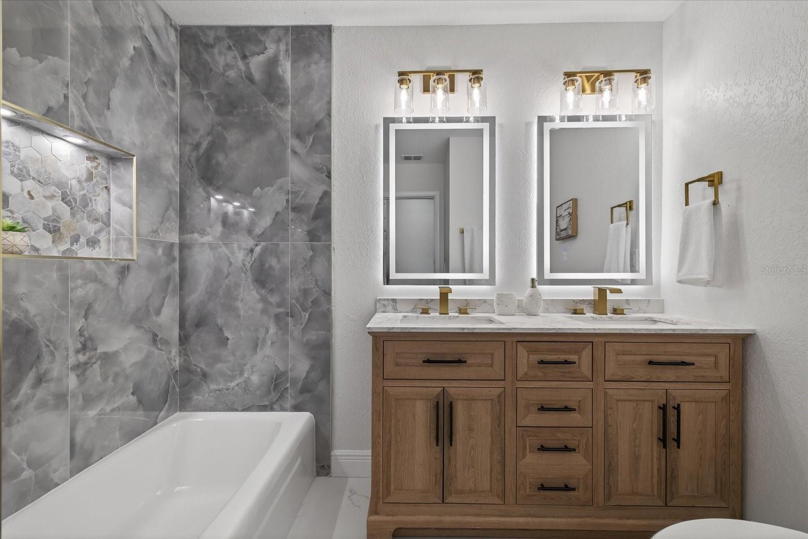 Image 29 of 45 For 5819 Tampa Shores Boulevard