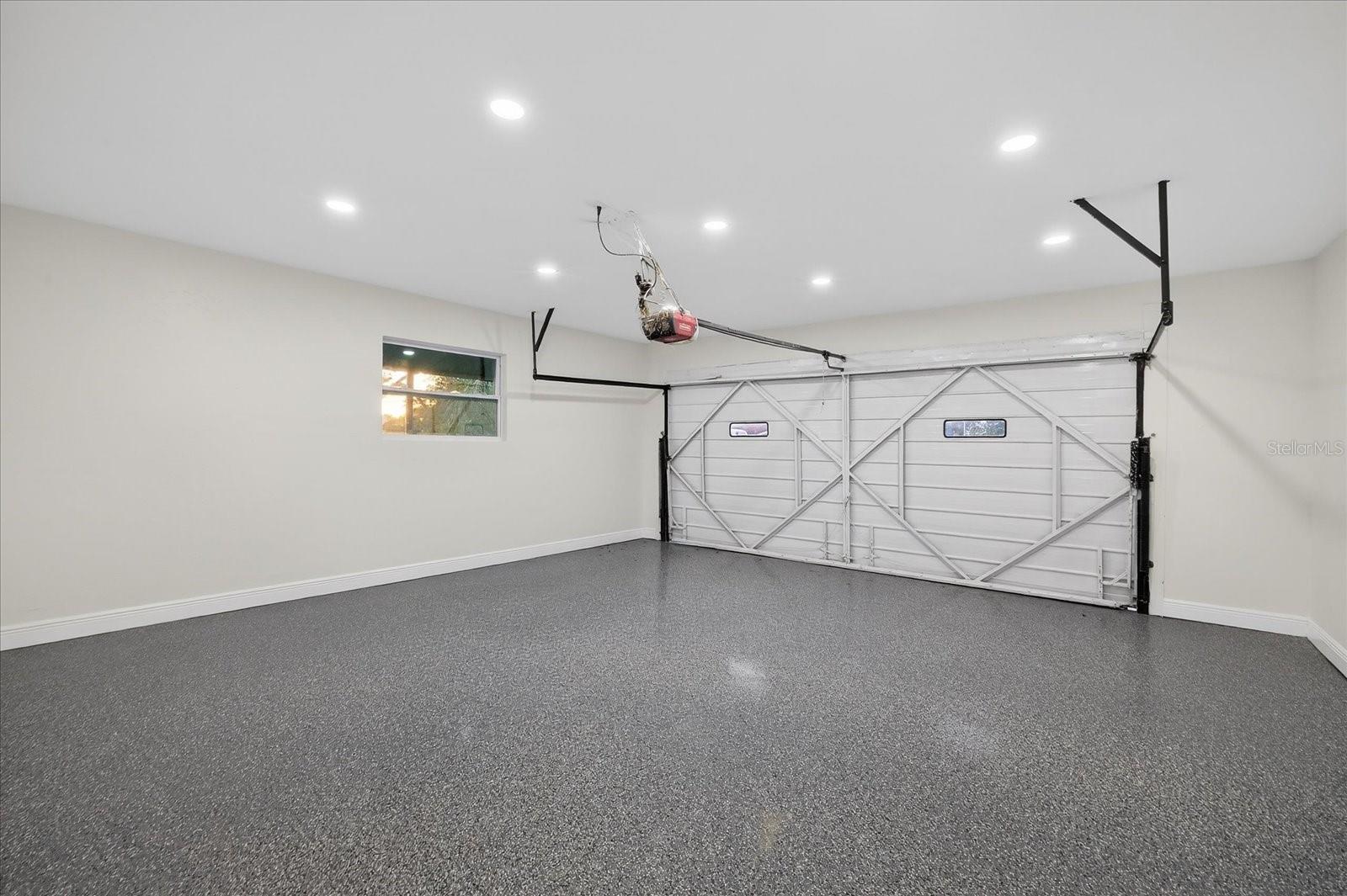 Image 33 of 45 For 5819 Tampa Shores Boulevard