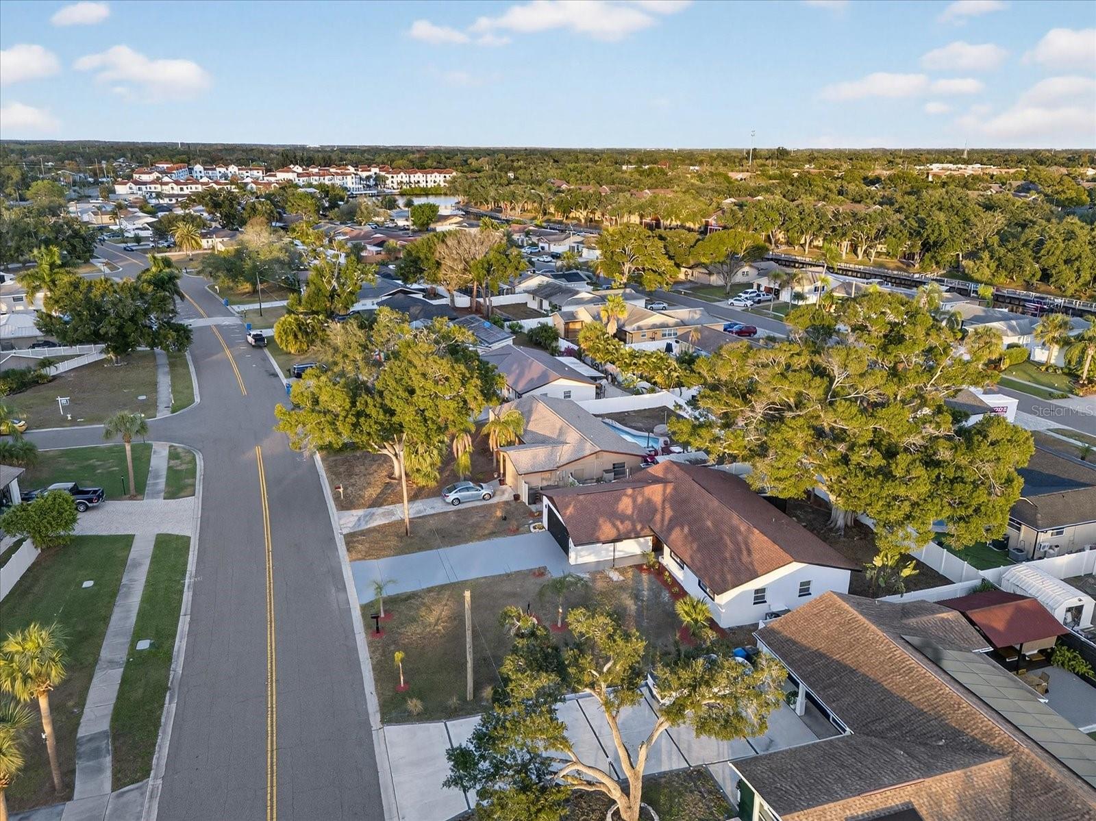 Image 36 of 45 For 5819 Tampa Shores Boulevard