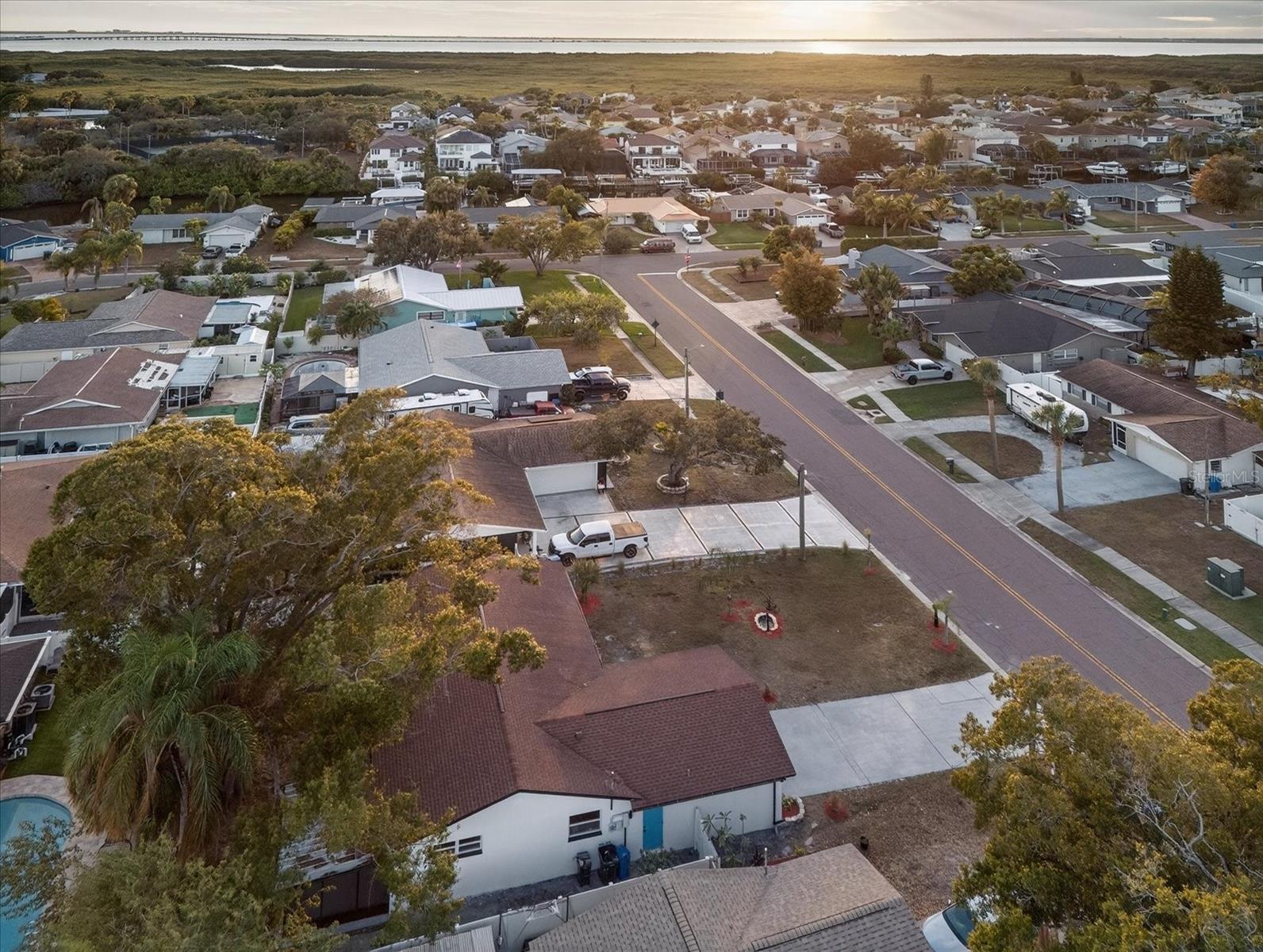 Image 37 of 45 For 5819 Tampa Shores Boulevard