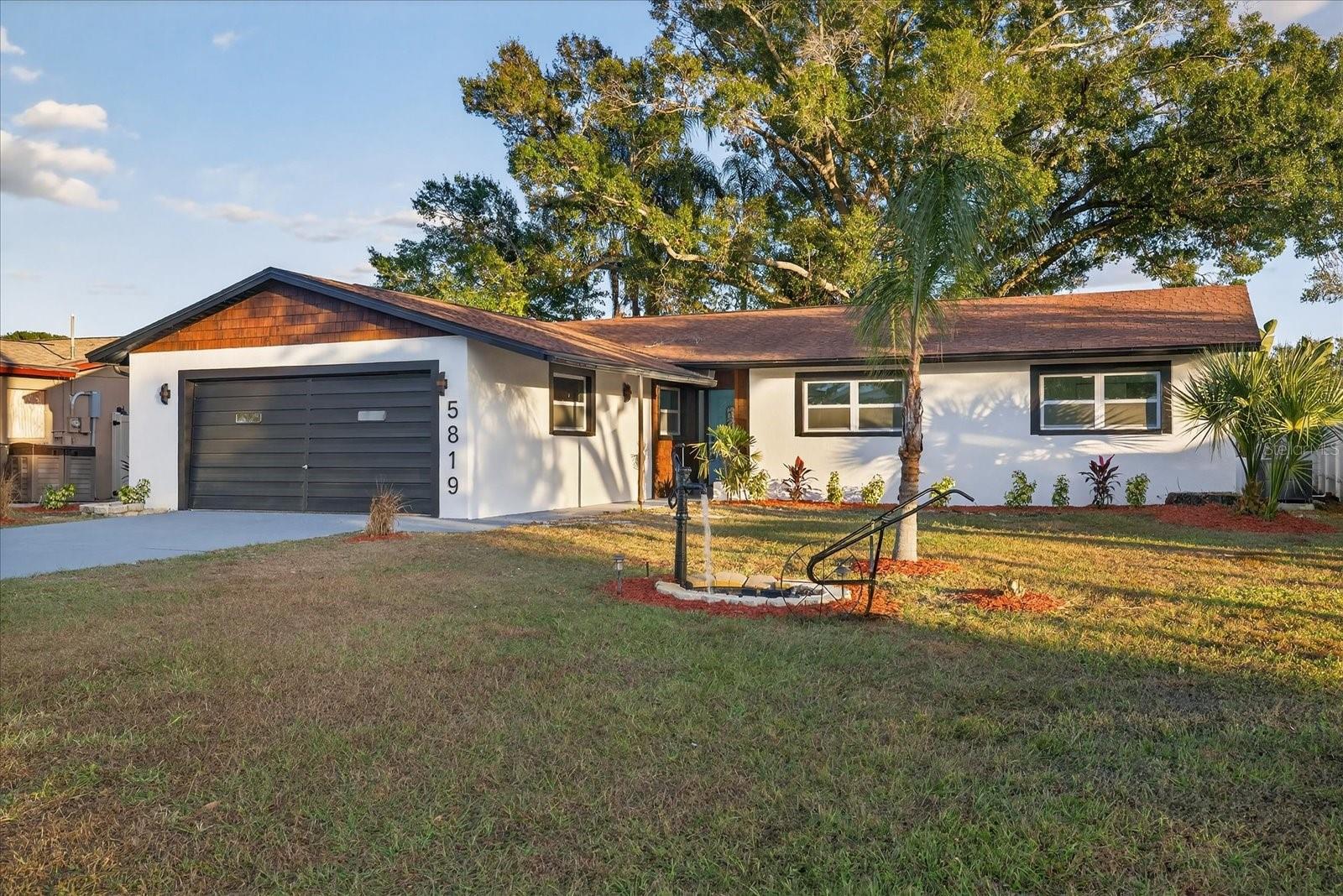 Image 40 of 45 For 5819 Tampa Shores Boulevard