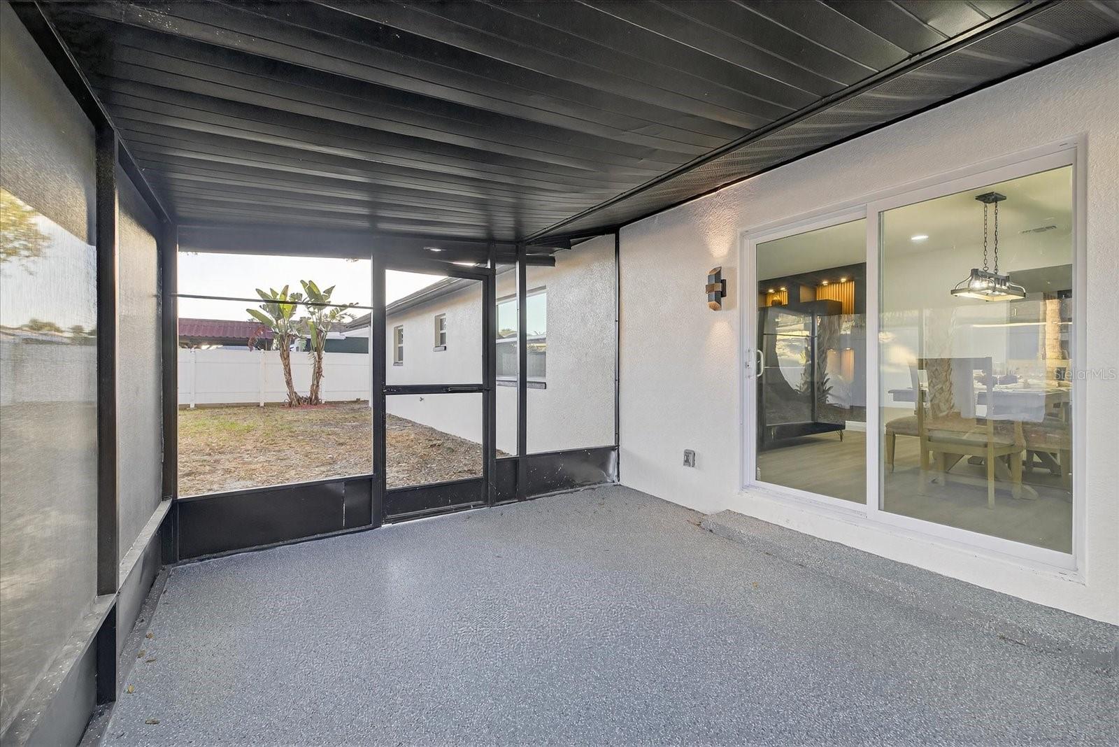 Image 41 of 45 For 5819 Tampa Shores Boulevard