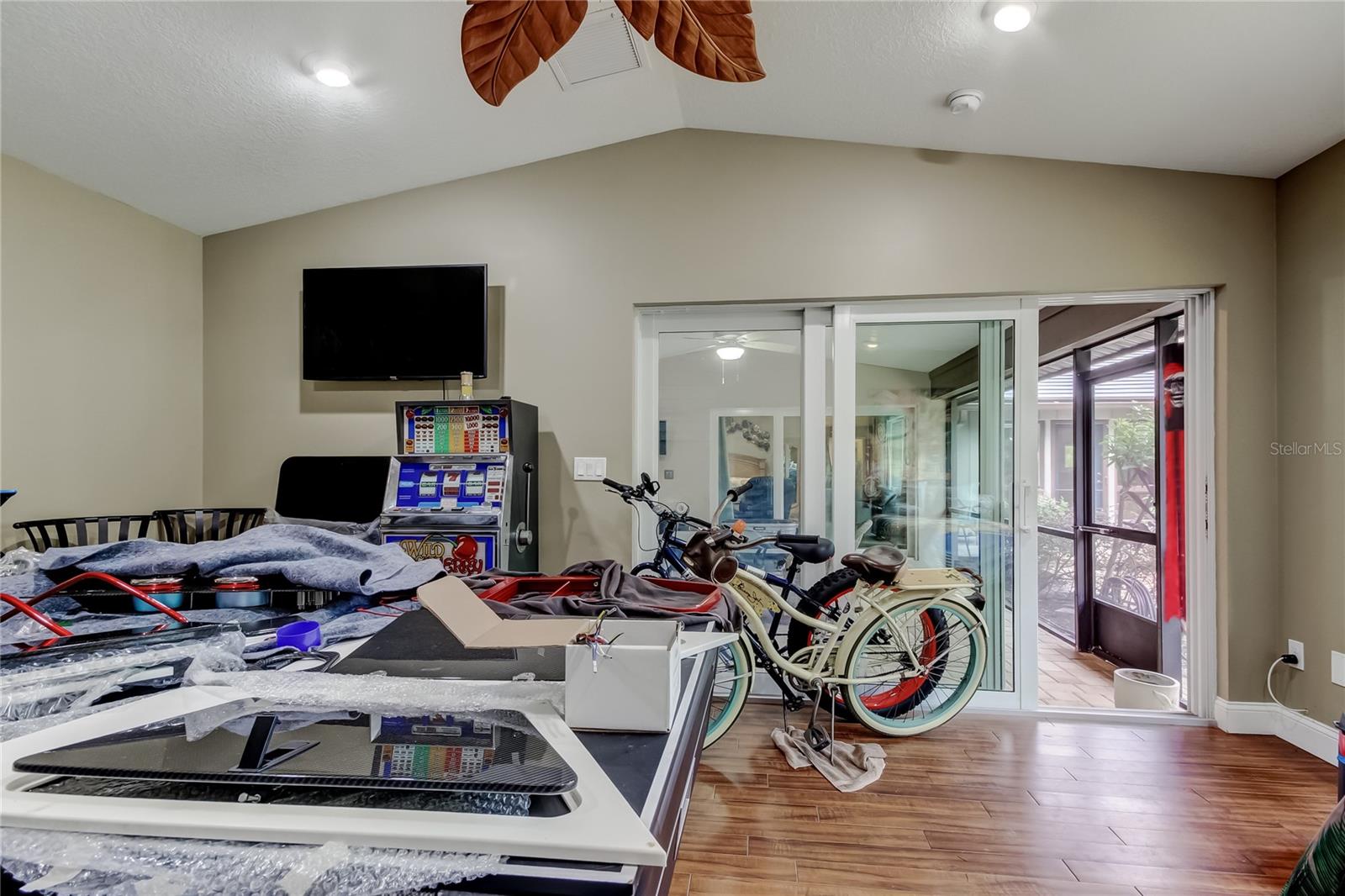 Image 65 of 100 For 13000 98th Avenue