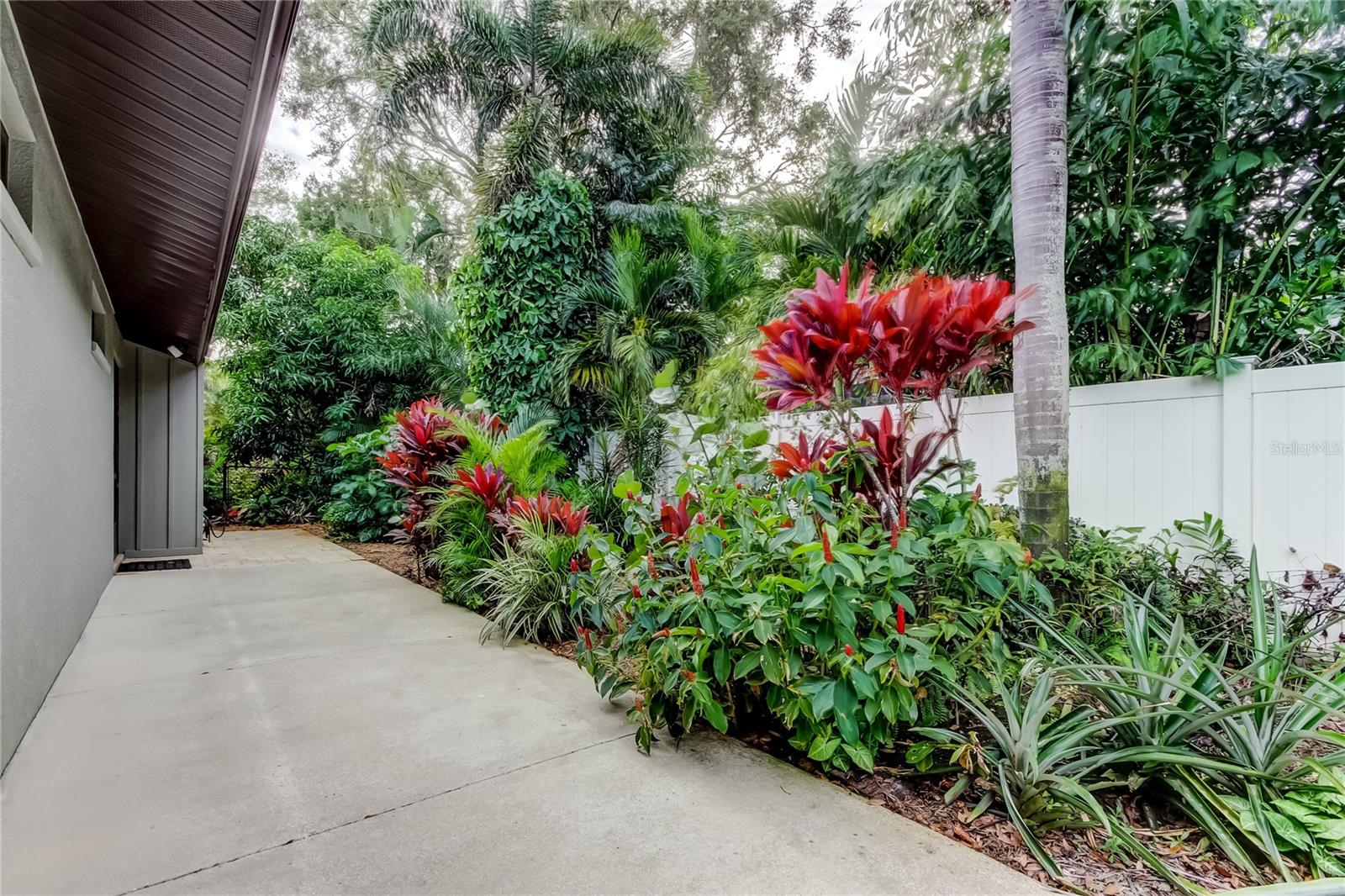 Image 70 of 100 For 13000 98th Avenue