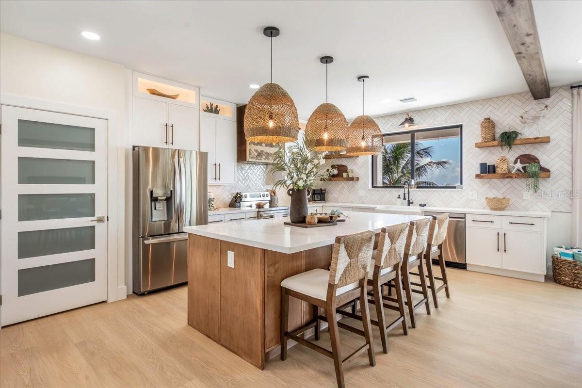 Image 26 of 76 For 1000 68th Street