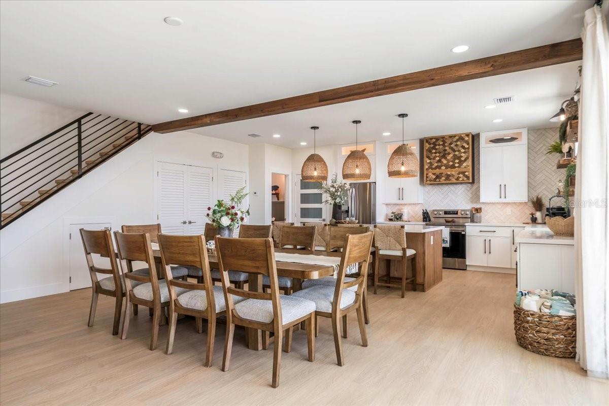 Image 34 of 76 For 1000 68th Street