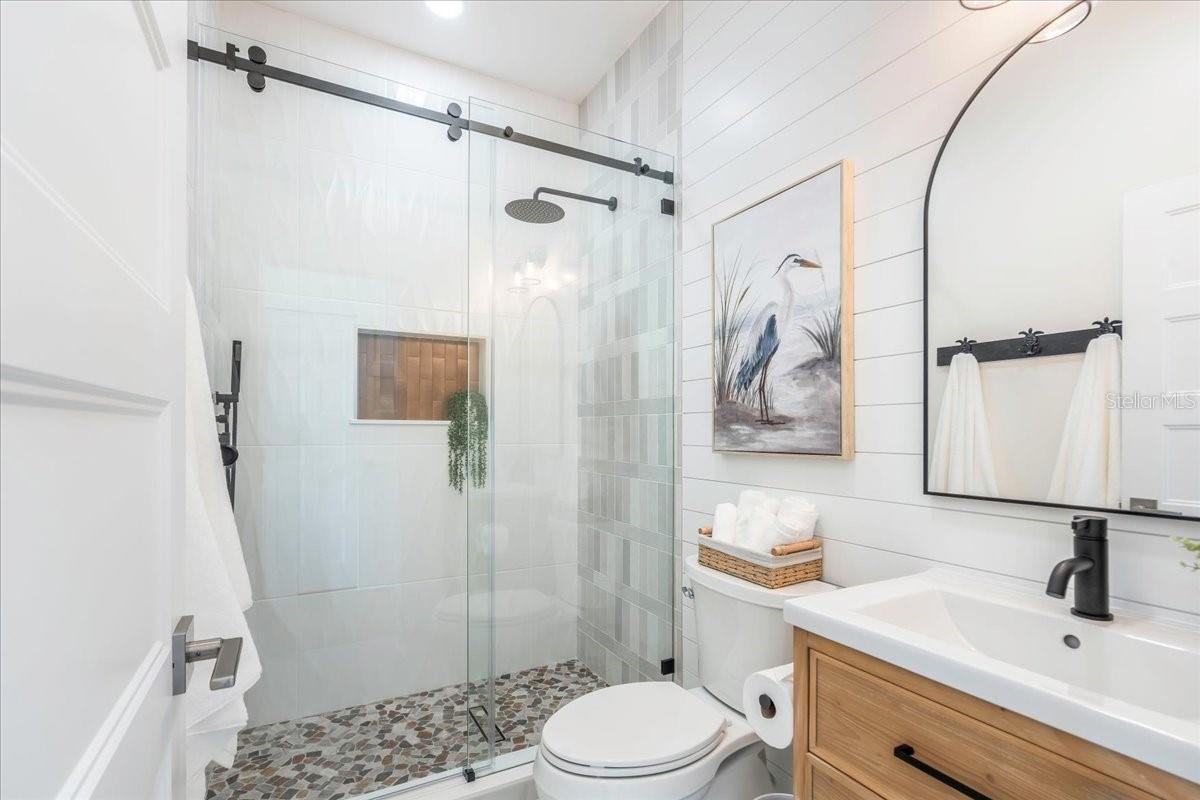 Image 53 of 76 For 1000 68th Street