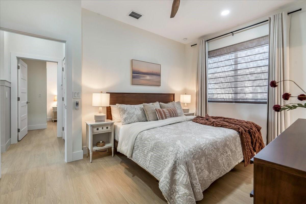 Image 60 of 76 For 1000 68th Street