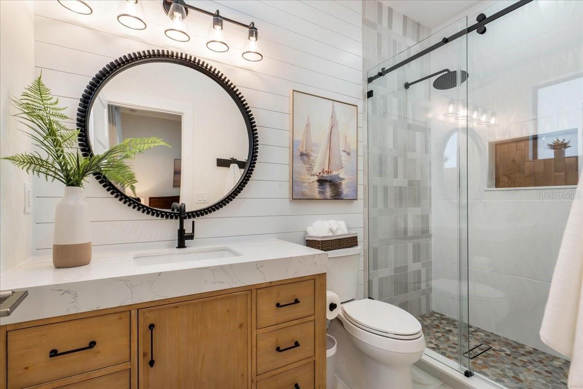 Image 62 of 76 For 1000 68th Street