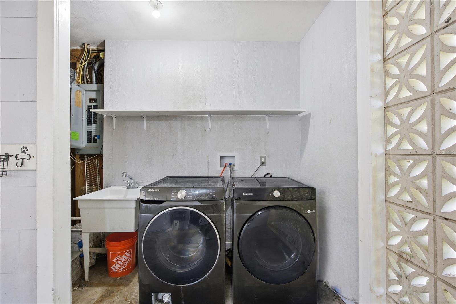 Image 20 of 39 For 1026 Whiteway Drive