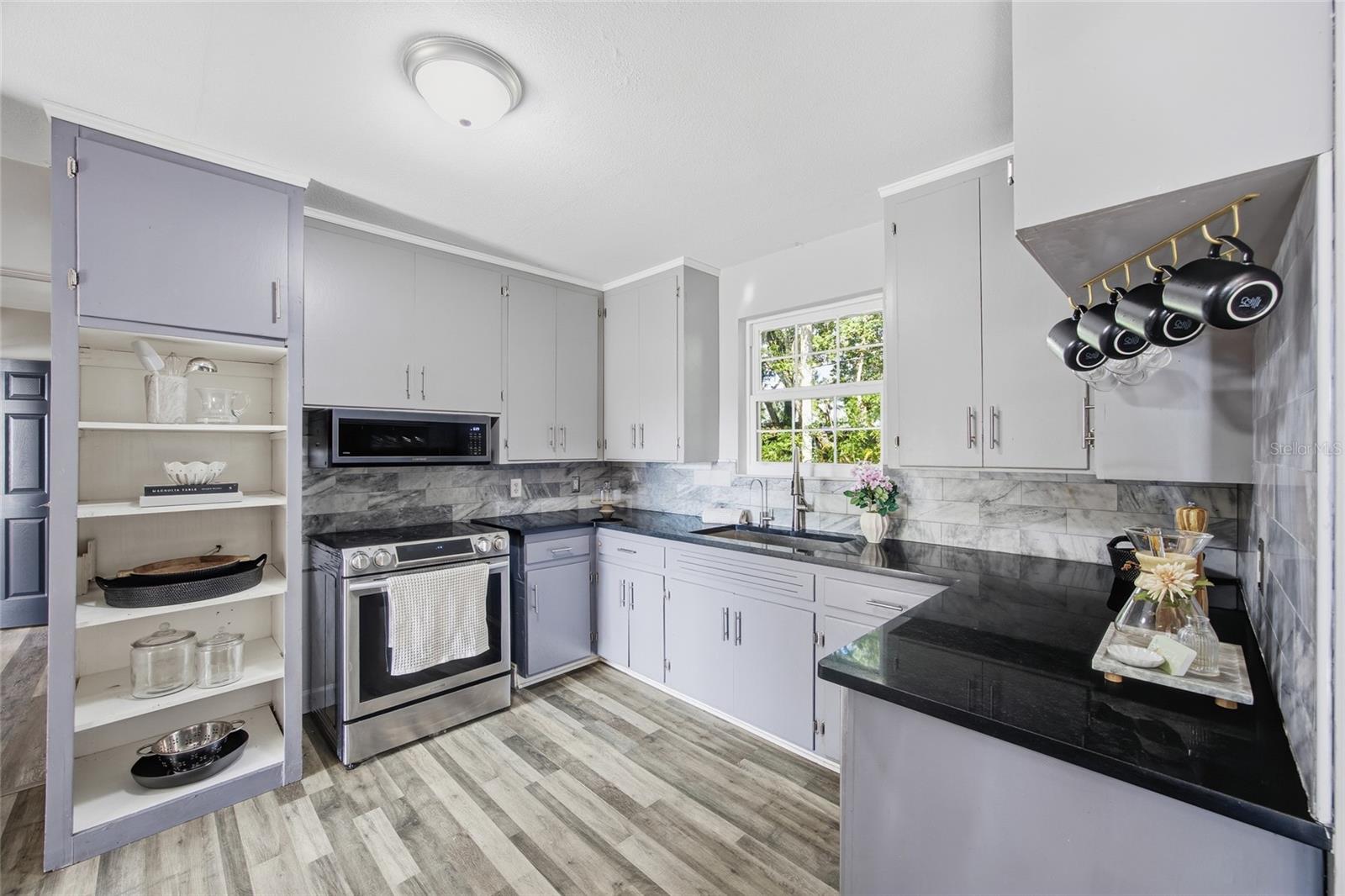 Image 3 of 39 For 1026 Whiteway Drive