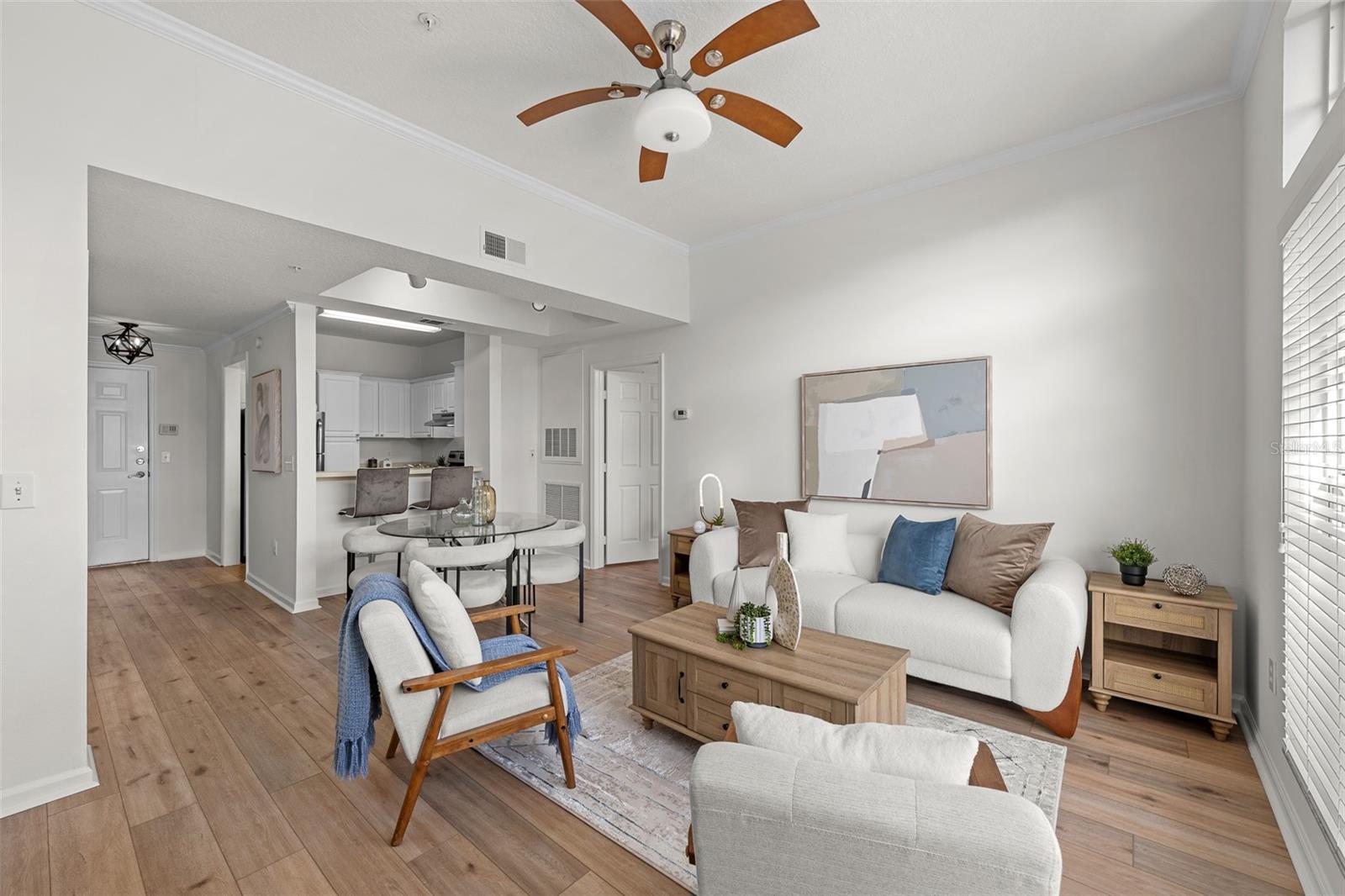 Image 2 of 40 For 800 Dakota Avenue 412