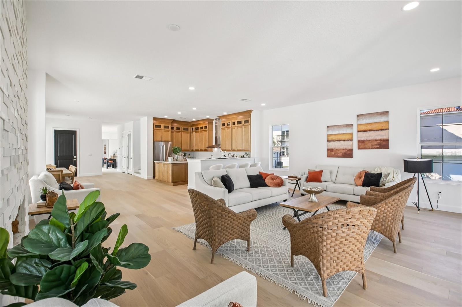 Image 11 of 56 For 128 Ricardo Way Ne