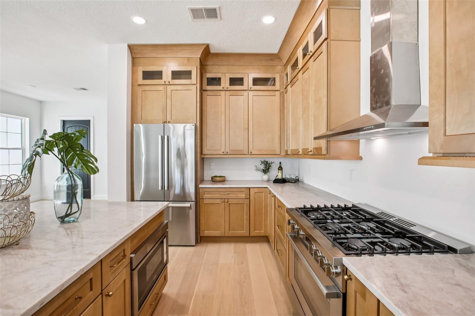 Image 19 of 56 For 128 Ricardo Way Ne