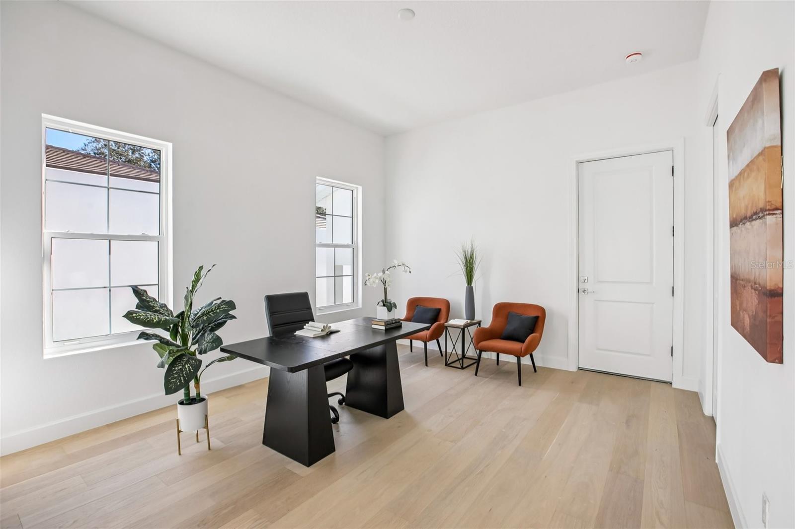 Image 23 of 56 For 128 Ricardo Way Ne