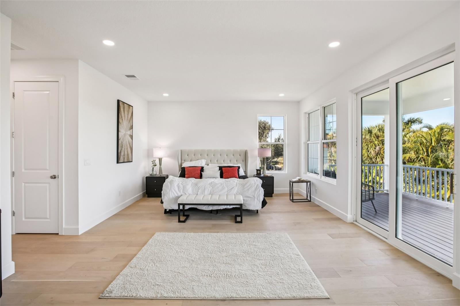 Image 40 of 56 For 128 Ricardo Way Ne