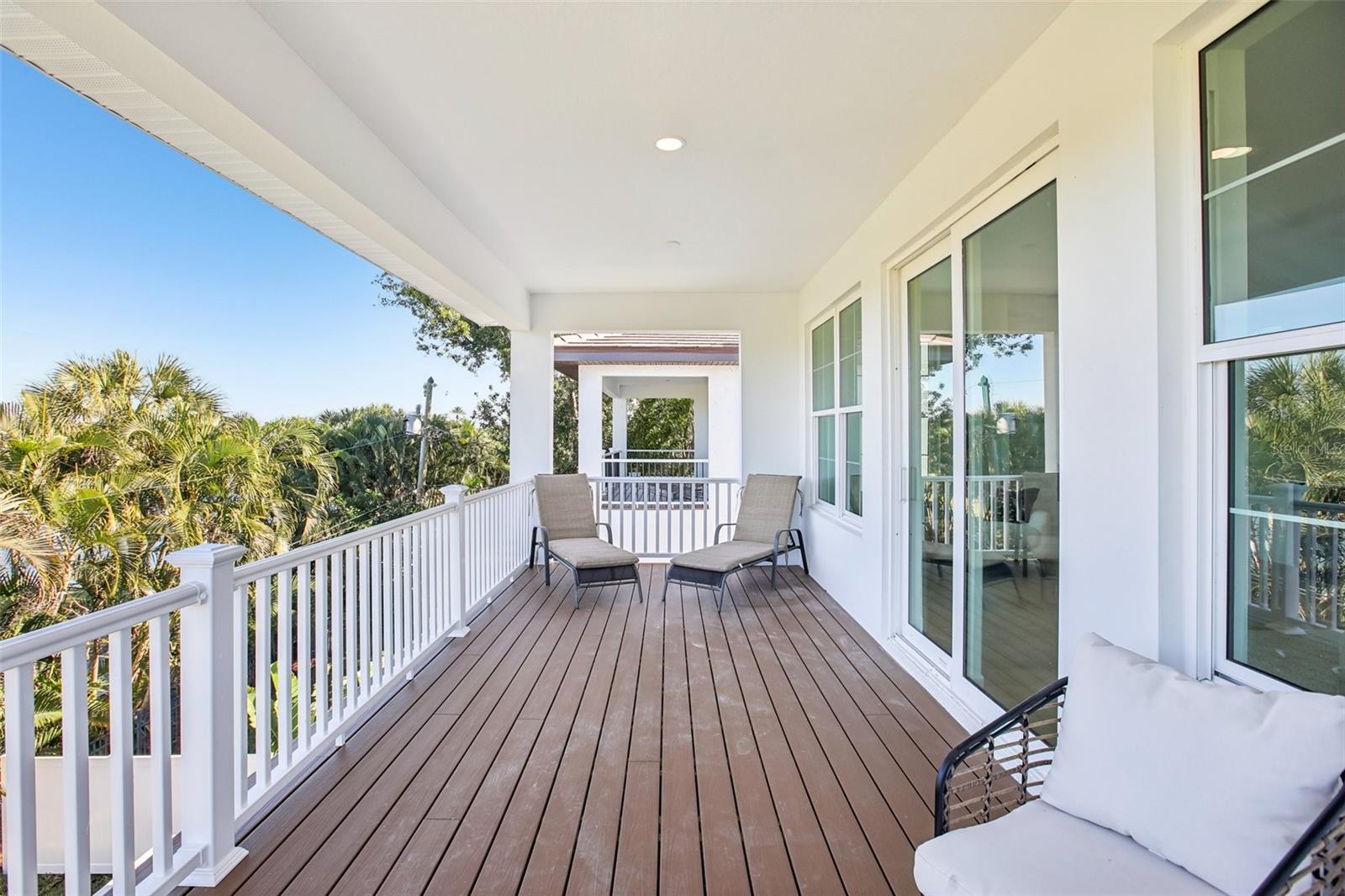 Image 44 of 56 For 128 Ricardo Way Ne