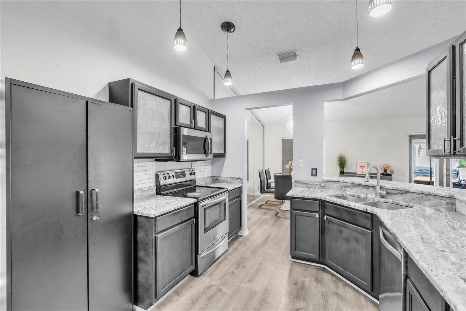 Image 12 of 34 For 12410 Early Run Lane