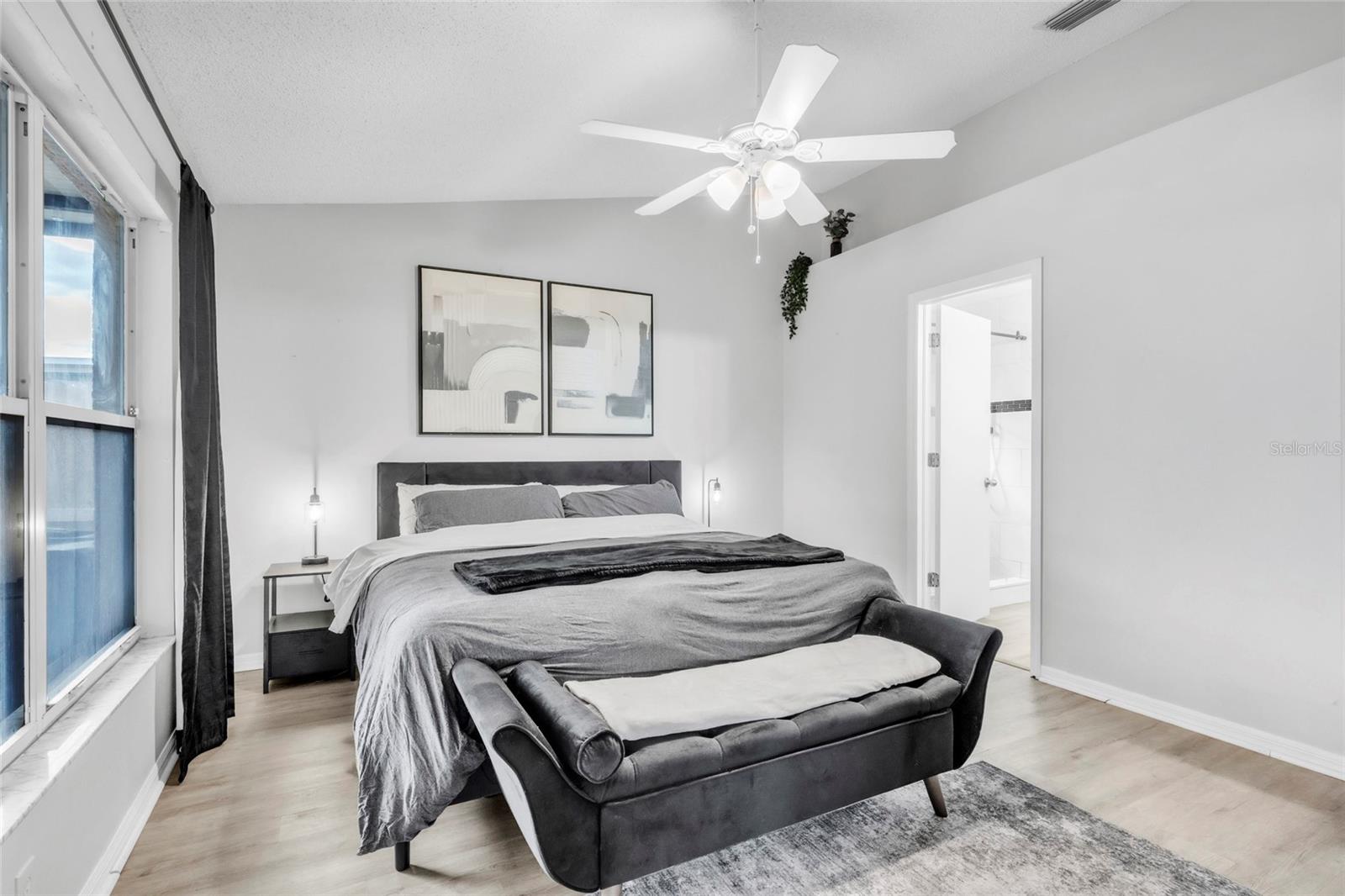 Image 18 of 34 For 12410 Early Run Lane