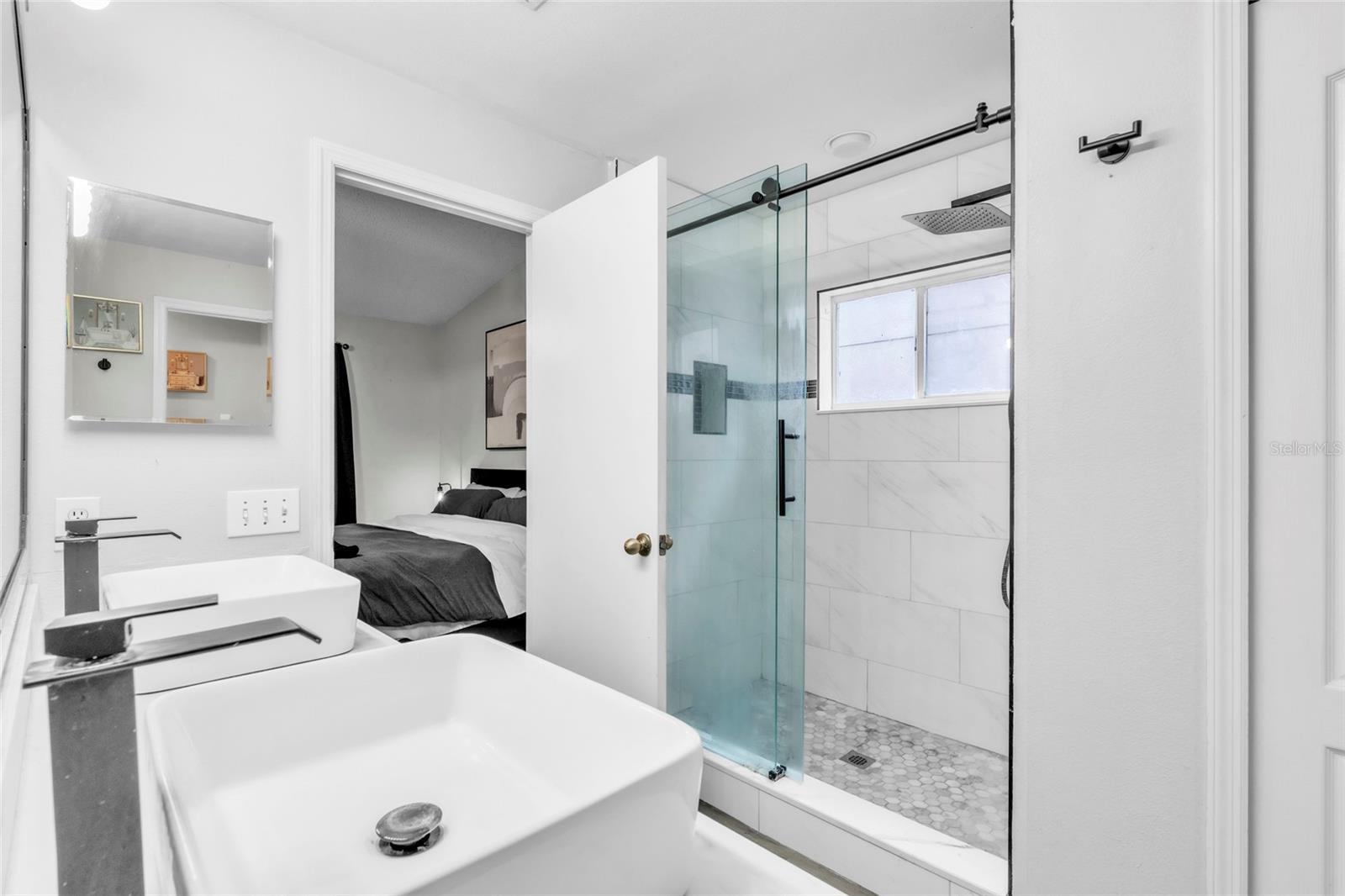 Image 21 of 34 For 12410 Early Run Lane