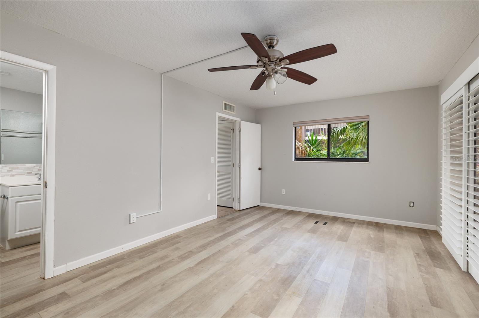 Image 12 of 21 For 11708 Raintree Village Boulevard A