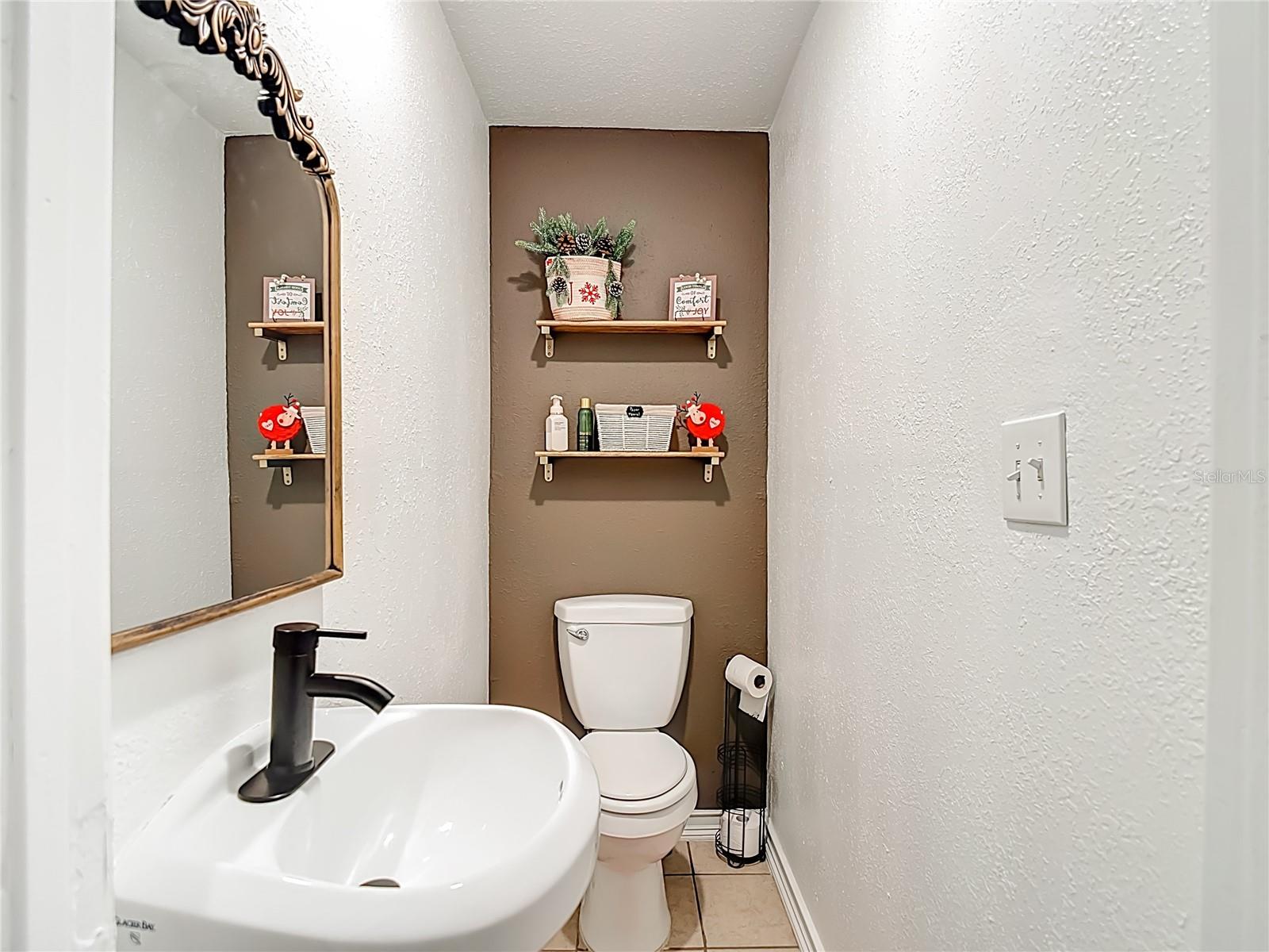 Image 16 of 47 For 3203 Pinellas Place