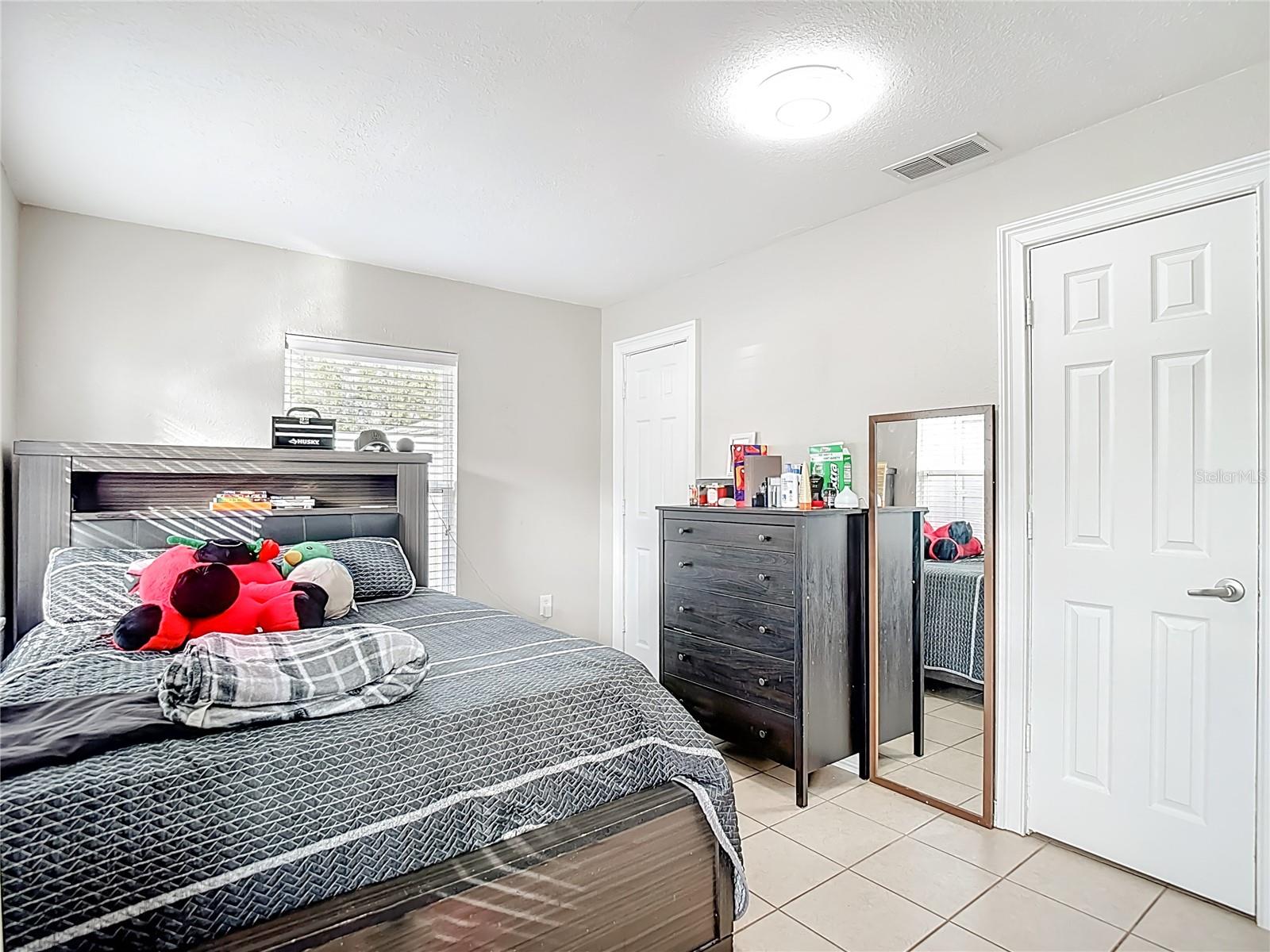 Image 32 of 47 For 3203 Pinellas Place