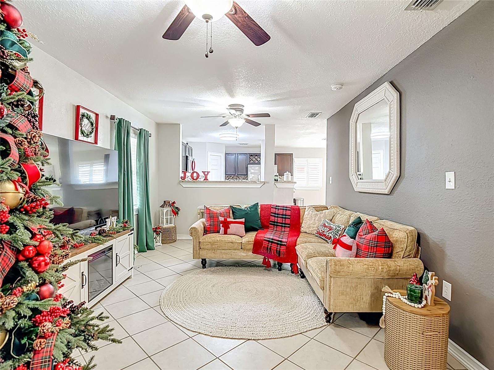 Image 6 of 47 For 3203 Pinellas Place