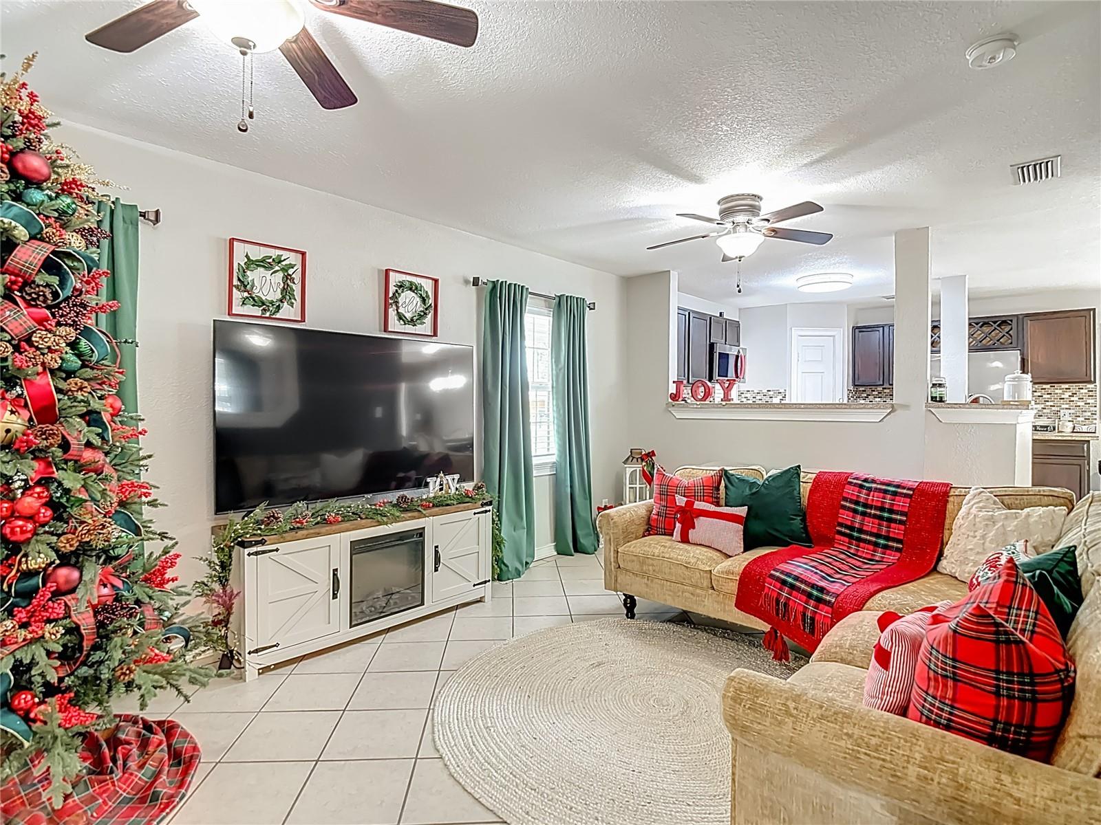 Image 8 of 47 For 3203 Pinellas Place