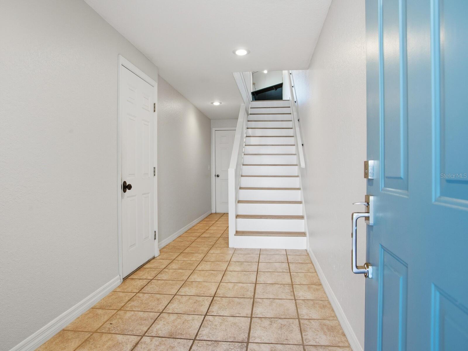 Image 11 of 85 For 521 Pinellas Bayway S 103