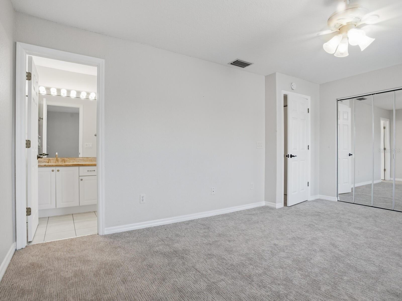 Image 47 of 85 For 521 Pinellas Bayway S 103