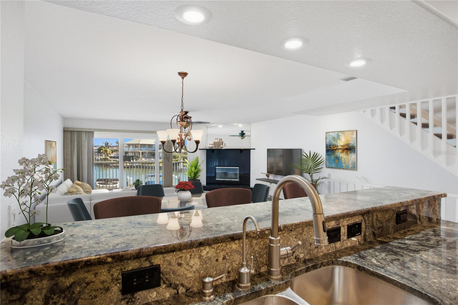 Image 5 of 85 For 521 Pinellas Bayway S 103