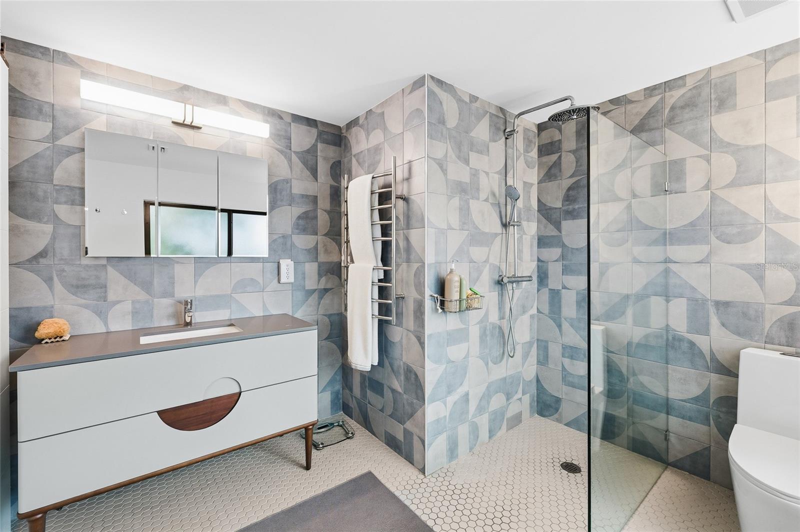 Image 26 of 58 For 4601 3rd Avenue N