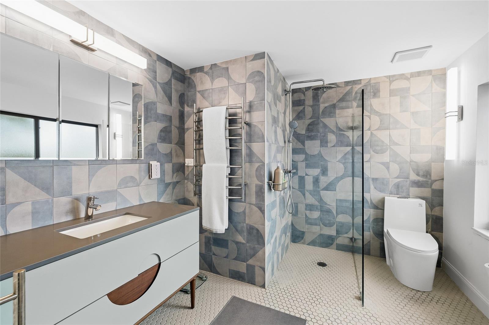 Image 27 of 58 For 4601 3rd Avenue N