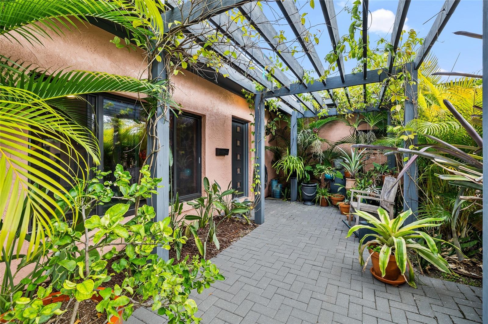 Image 8 of 58 For 4601 3rd Avenue N