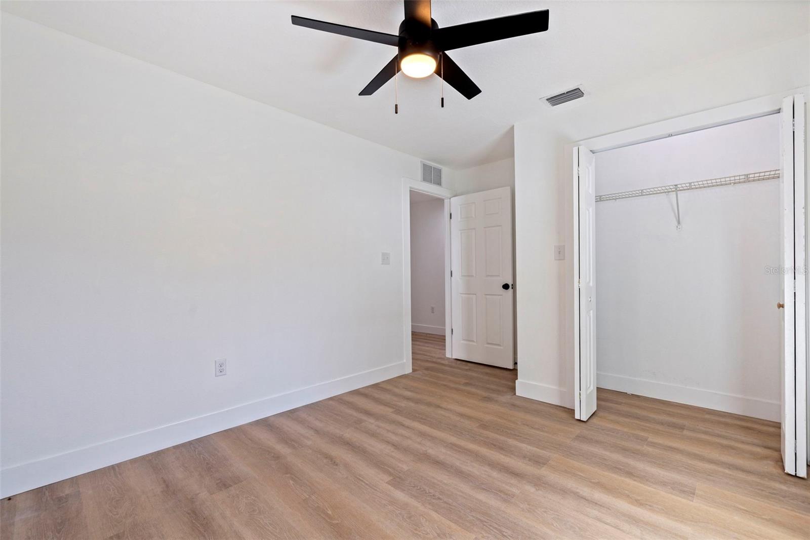 Image 24 of 32 For 3738 18th Terrace S