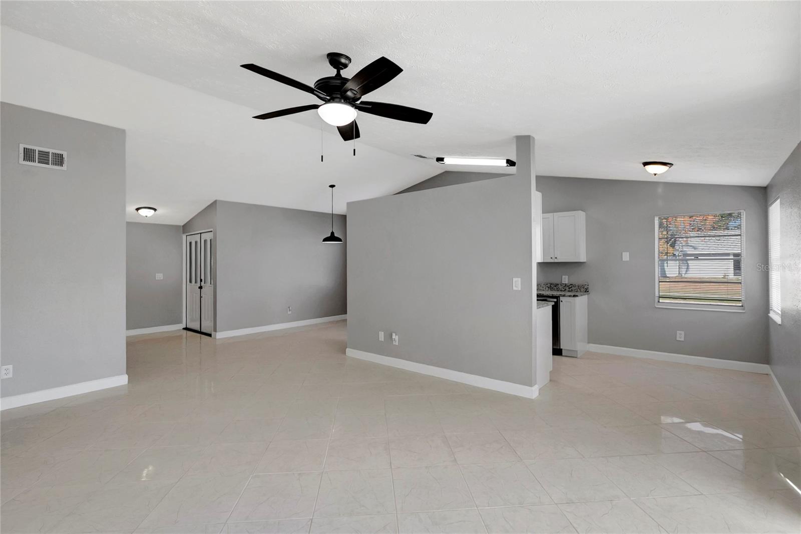 Image 12 of 39 For 3202 Russett Drive