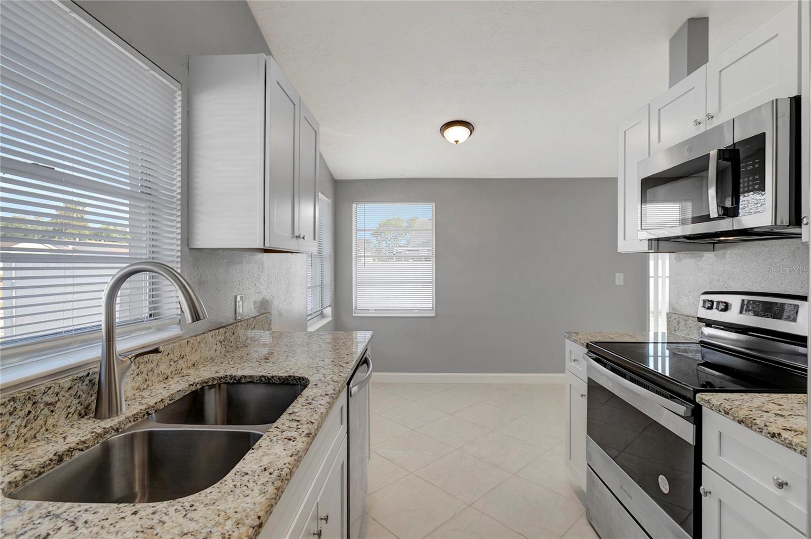 Image 21 of 39 For 3202 Russett Drive