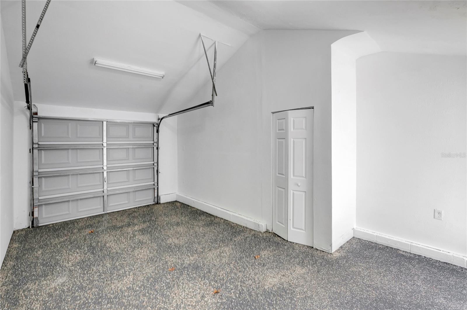 Image 39 of 39 For 3202 Russett Drive