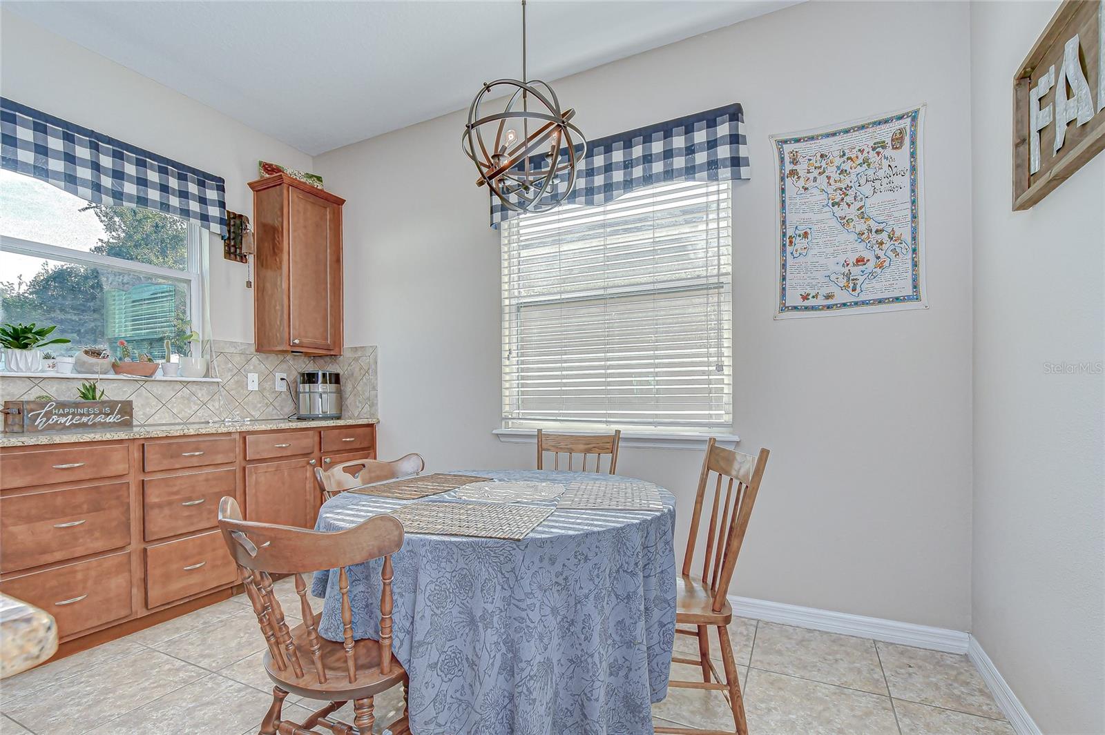 Image 14 of 29 For 11614 Warren Oaks Place