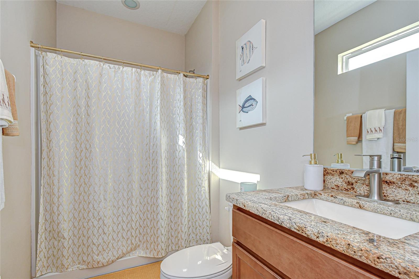 Image 17 of 29 For 11614 Warren Oaks Place