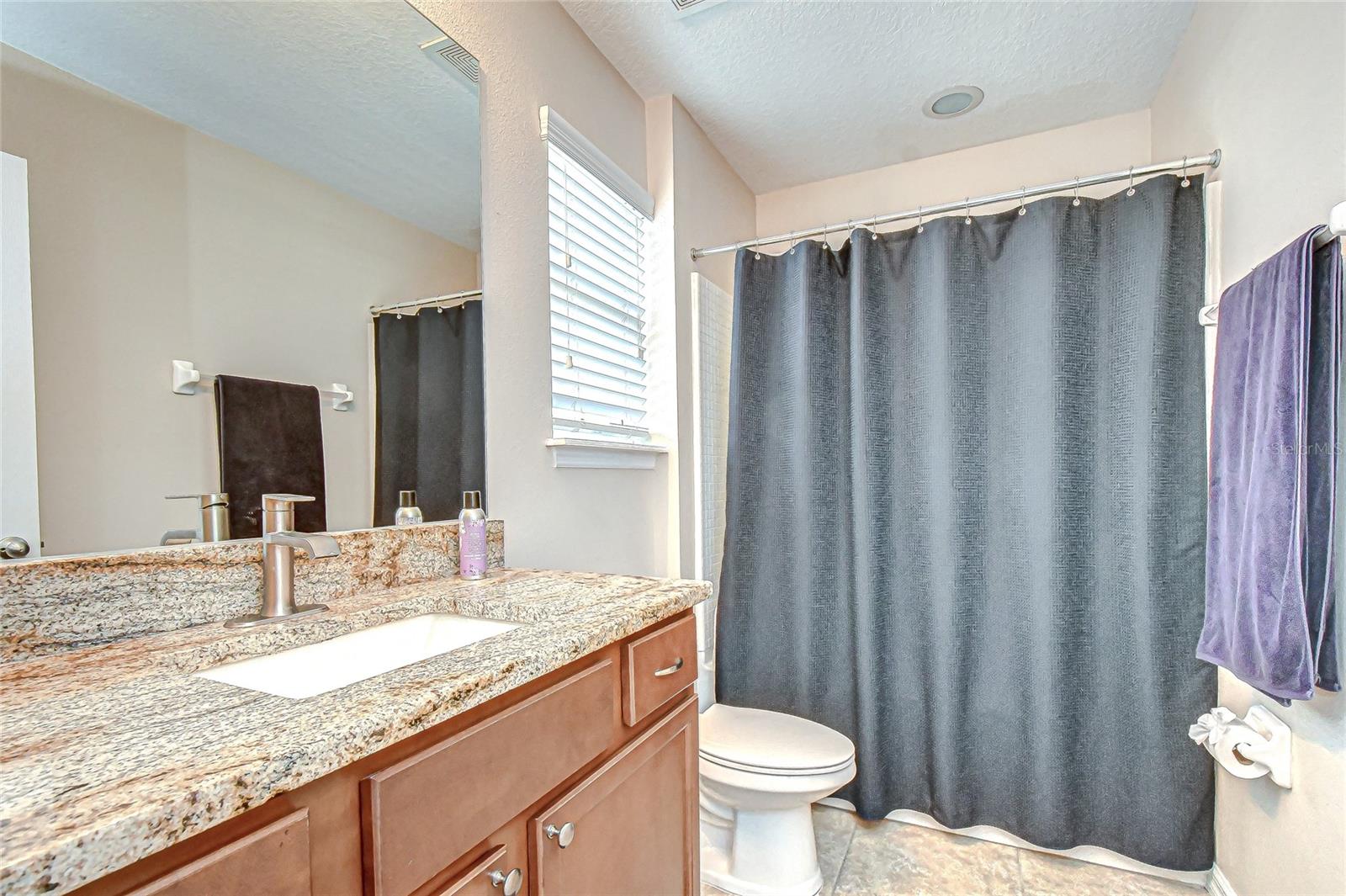 Image 22 of 29 For 11614 Warren Oaks Place