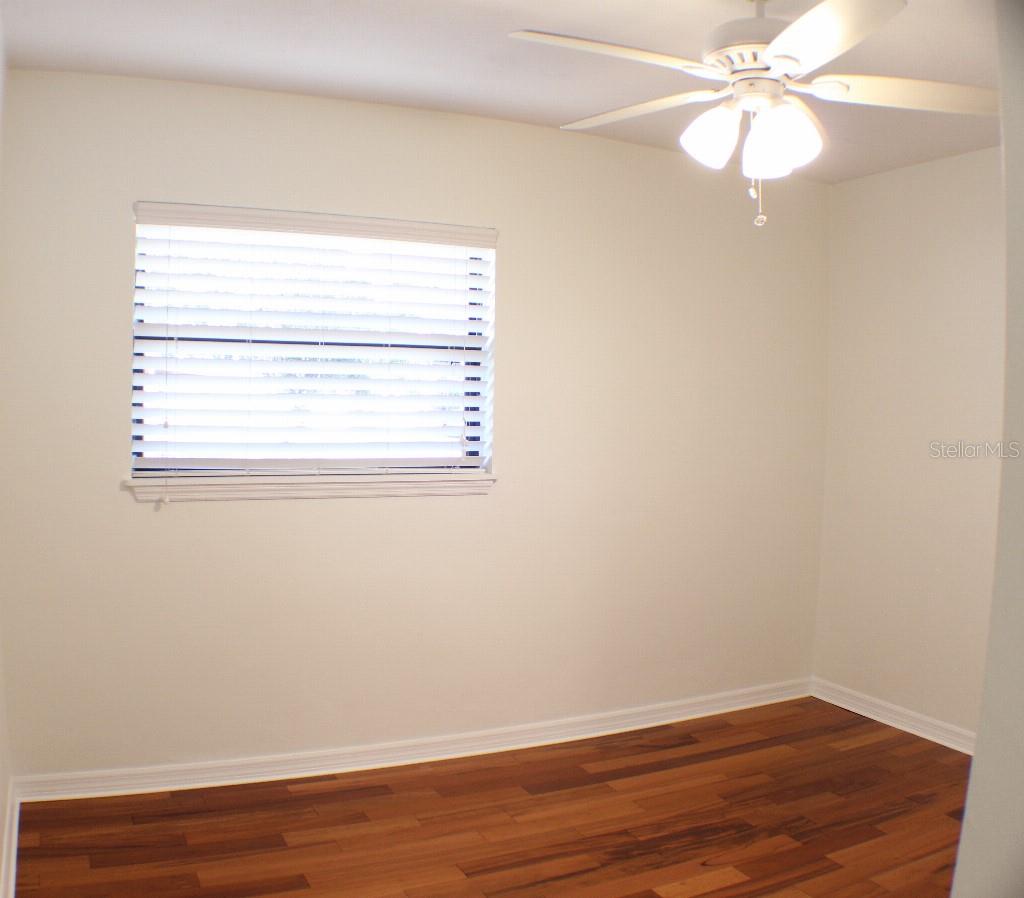 Image 10 of 24 For 4006 Wisconsin Avenue