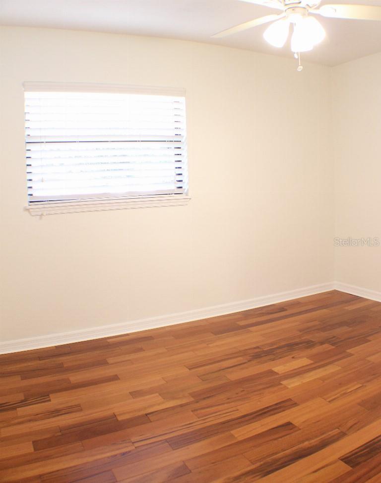 Image 11 of 24 For 4006 Wisconsin Avenue