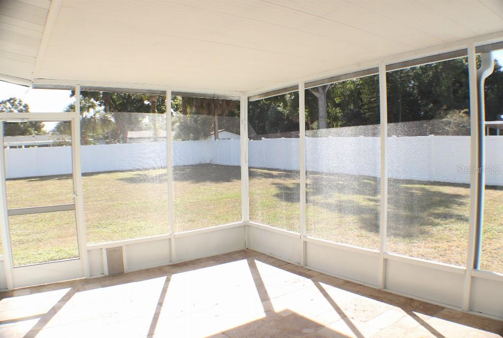 Image 20 of 24 For 4006 Wisconsin Avenue