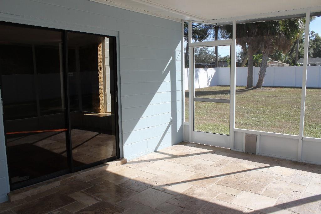 Image 21 of 24 For 4006 Wisconsin Avenue