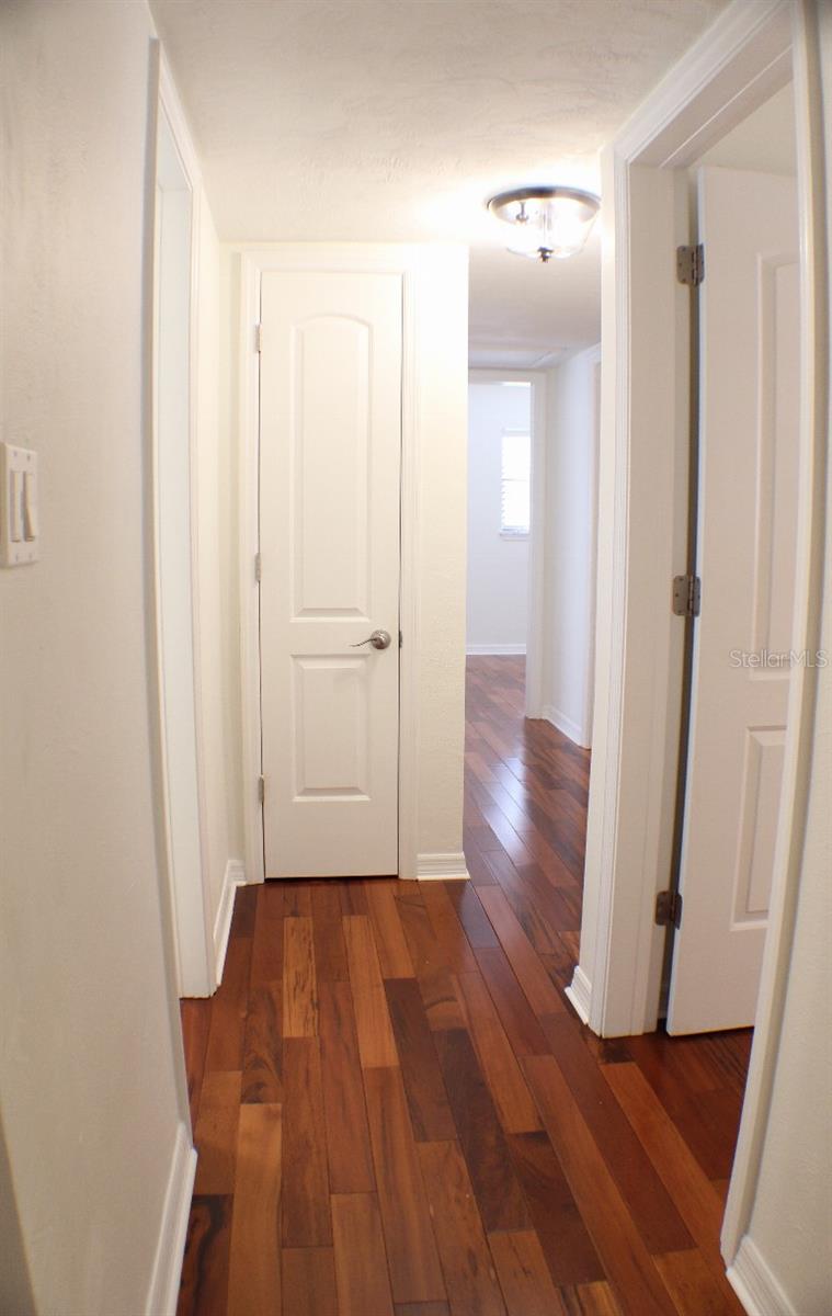 Image 9 of 24 For 4006 Wisconsin Avenue