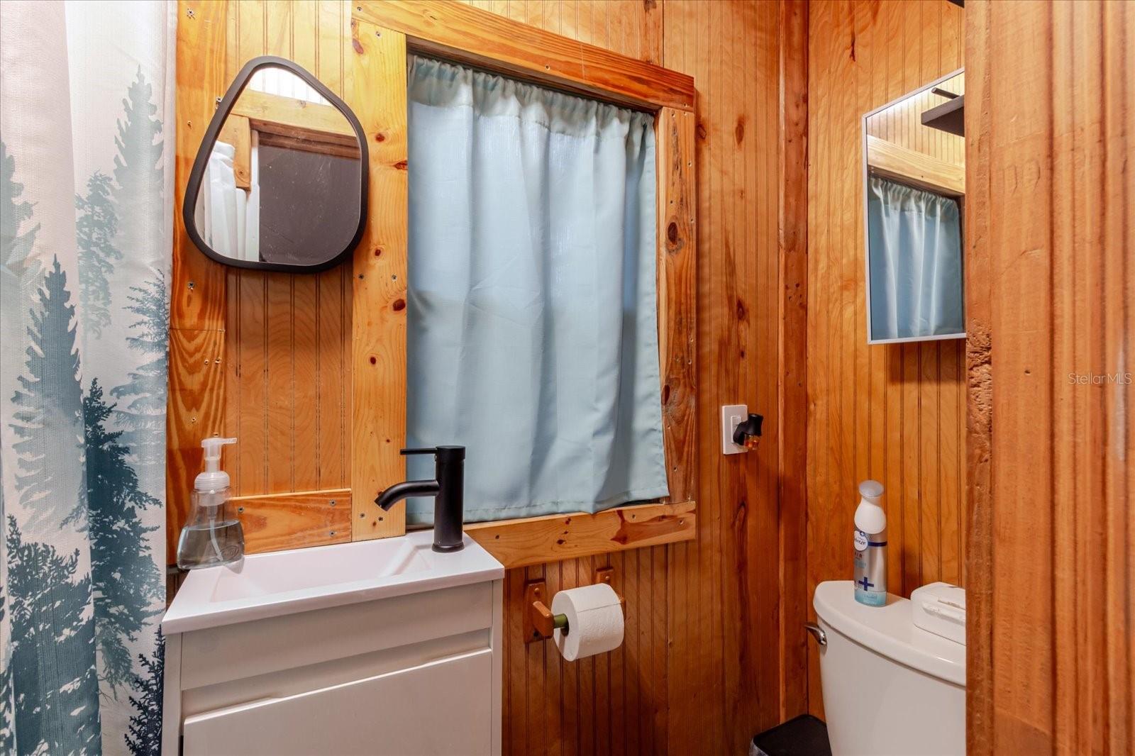 Image 27 of 94 For 9916 Gulf To Lake Highway